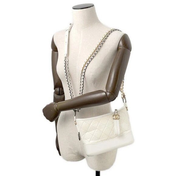 CHANEL Gabriel Size Small Aged Calf Leather White - Picture 6 of 15